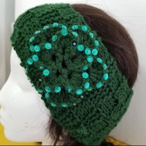 New Handmade Knit winter wool headband, green.